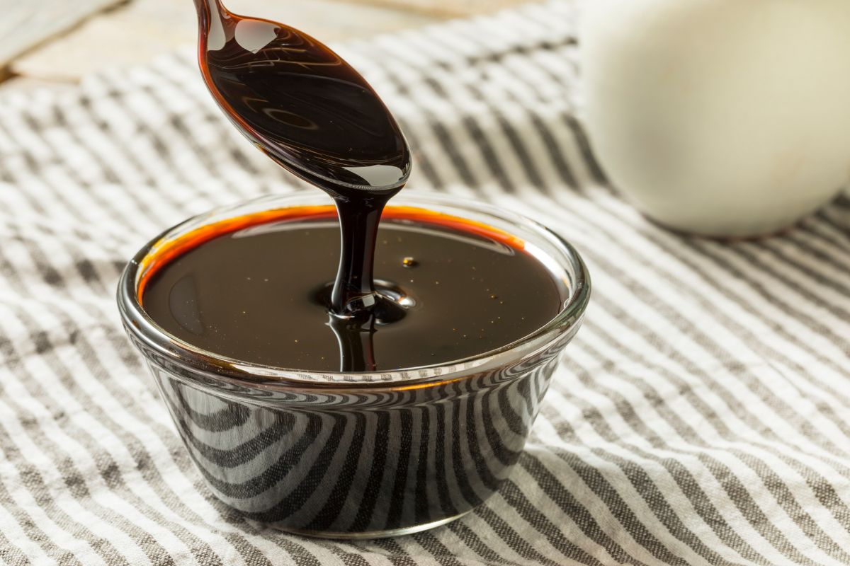 Molasses For Plants 5 Benefits & Drawbacks Explained Flourishing Plants